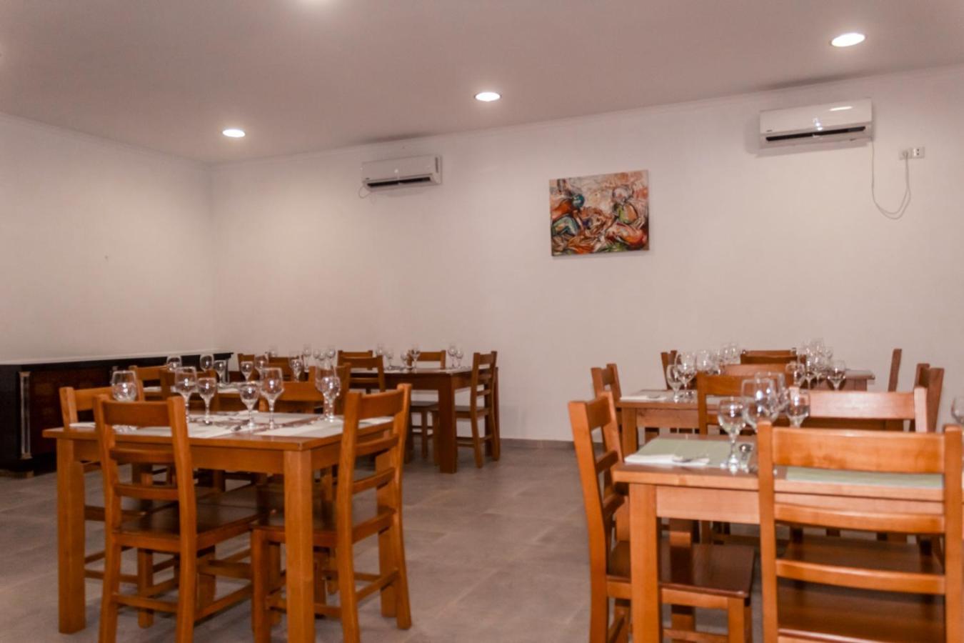 Hotel Vitoria เซาโตเม ภายนอก รูปภาพ