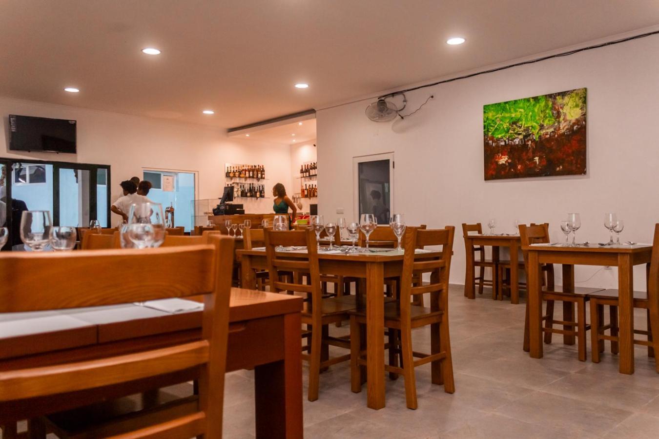 Hotel Vitoria เซาโตเม ภายนอก รูปภาพ