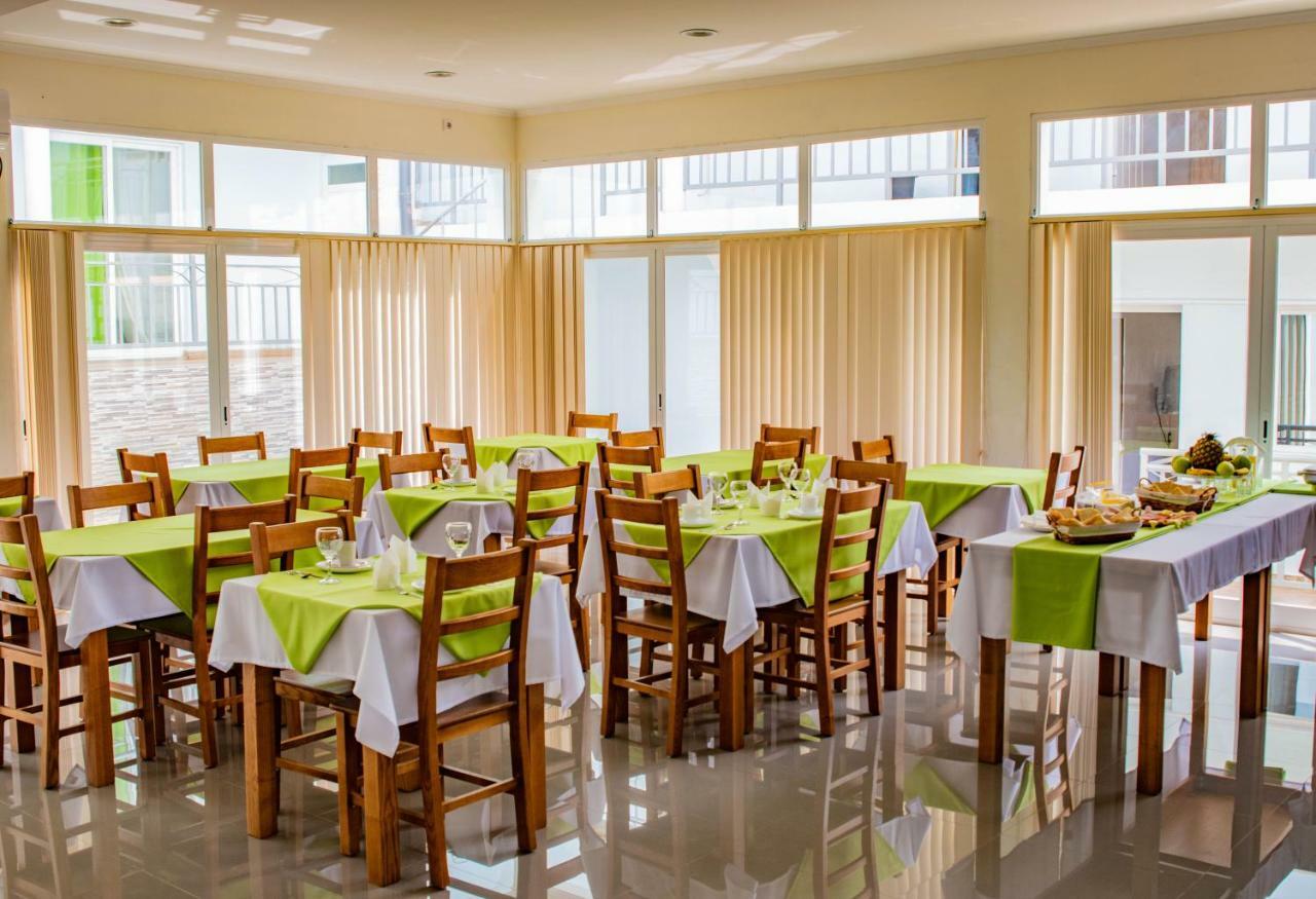 Hotel Vitoria เซาโตเม ภายนอก รูปภาพ