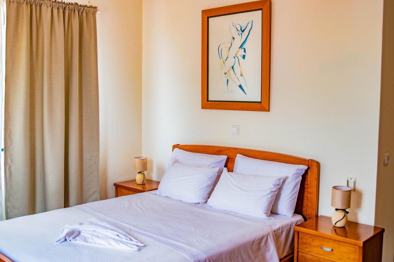 Hotel Vitoria เซาโตเม ภายนอก รูปภาพ